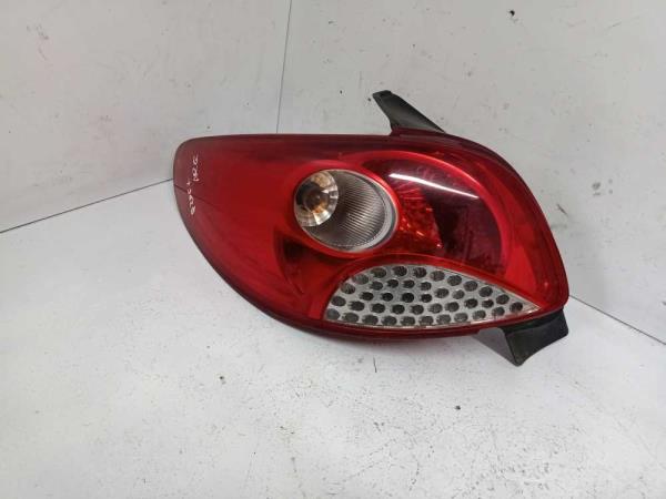 FEU ARRIERE GAUCHE PEUGEOT 206+ - Vue 1